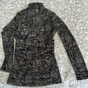 EUC Cable and Gauge Black & Grey Design Long Sleeve Top with Ruching, Size Large
